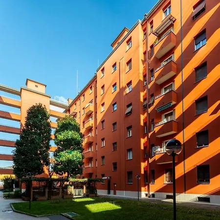 Bdc - With Parking! Apartament