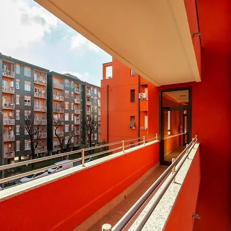 Bdc - With Parking! Apartament