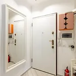 Bdc - With Parking! Apartman Milánó